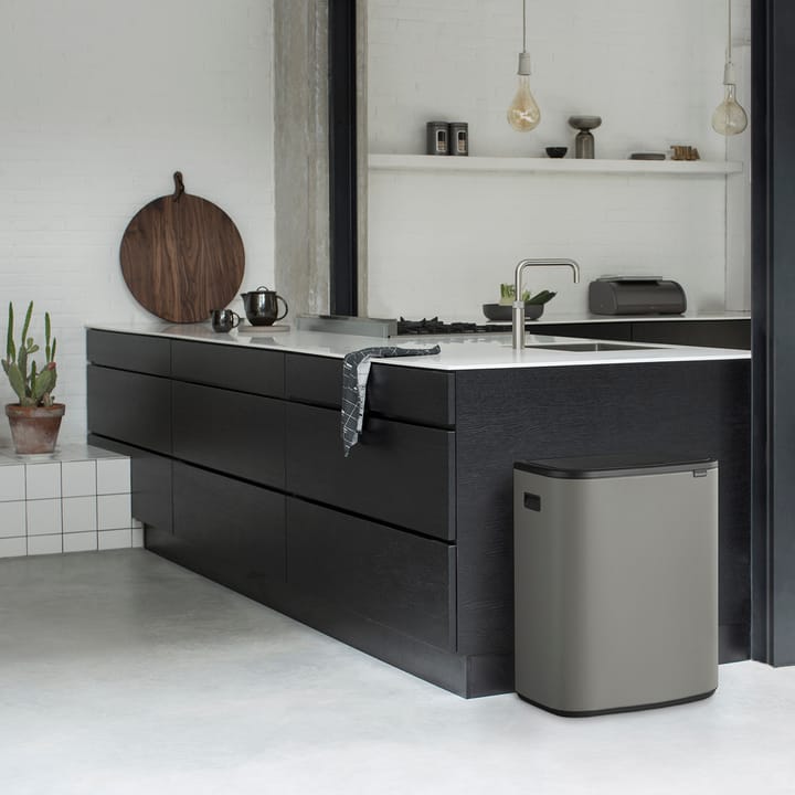 Bo touch bin 60 L, Mineral concrete grey Brabantia