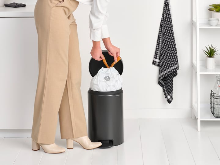 New Icon Treteimer 12 Liter, Confident Grey Brabantia