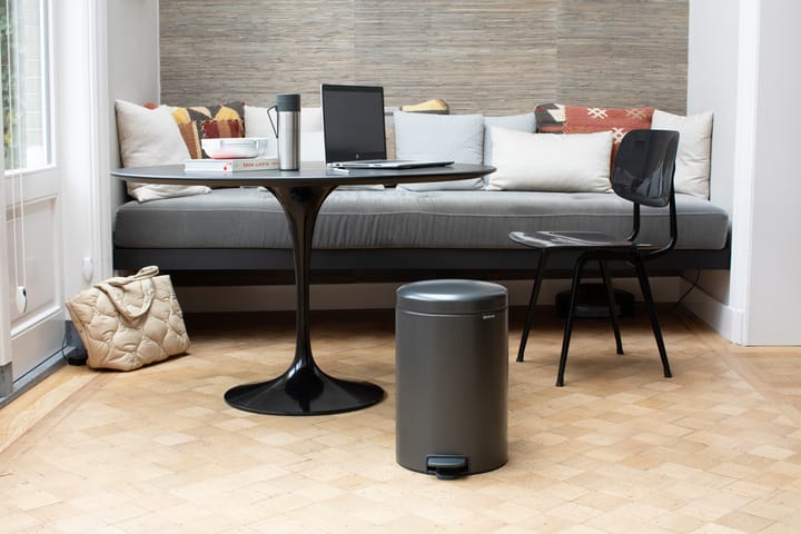 New Icon Treteimer 20 Liter, Confident Grey Brabantia