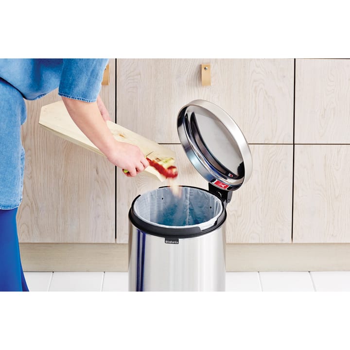 New Icon Treteimer 20 Liter, Matt steel fingerprint proof Brabantia