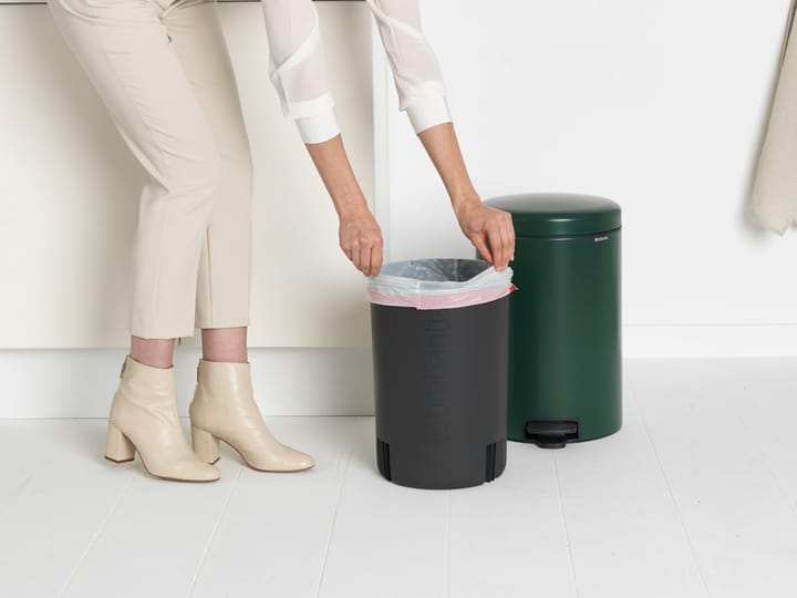 New Icon Treteimer 20 Liter, Pine green Brabantia