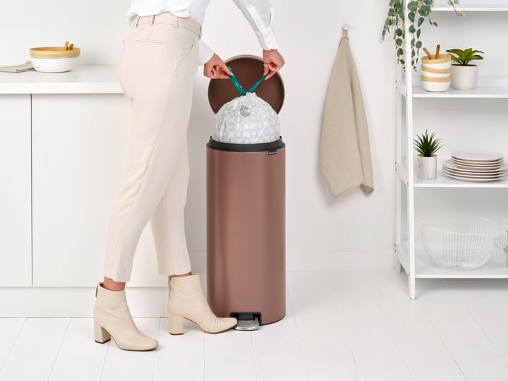 New Icon Treteimer 30 liter, Satin Taupe Brabantia