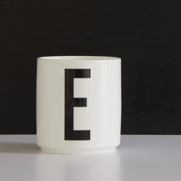 Design Letters Becher weiß - E - Design Letters