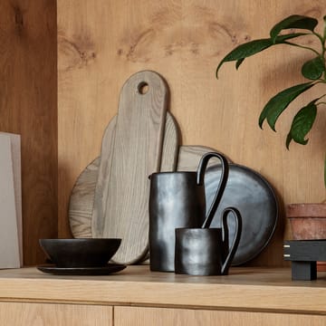 Flow Teller 22cm - Schwarz - ferm LIVING