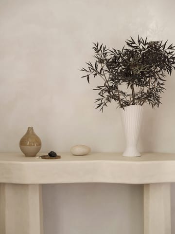 Fountain Vase 23 cm - Off white - ferm LIVING