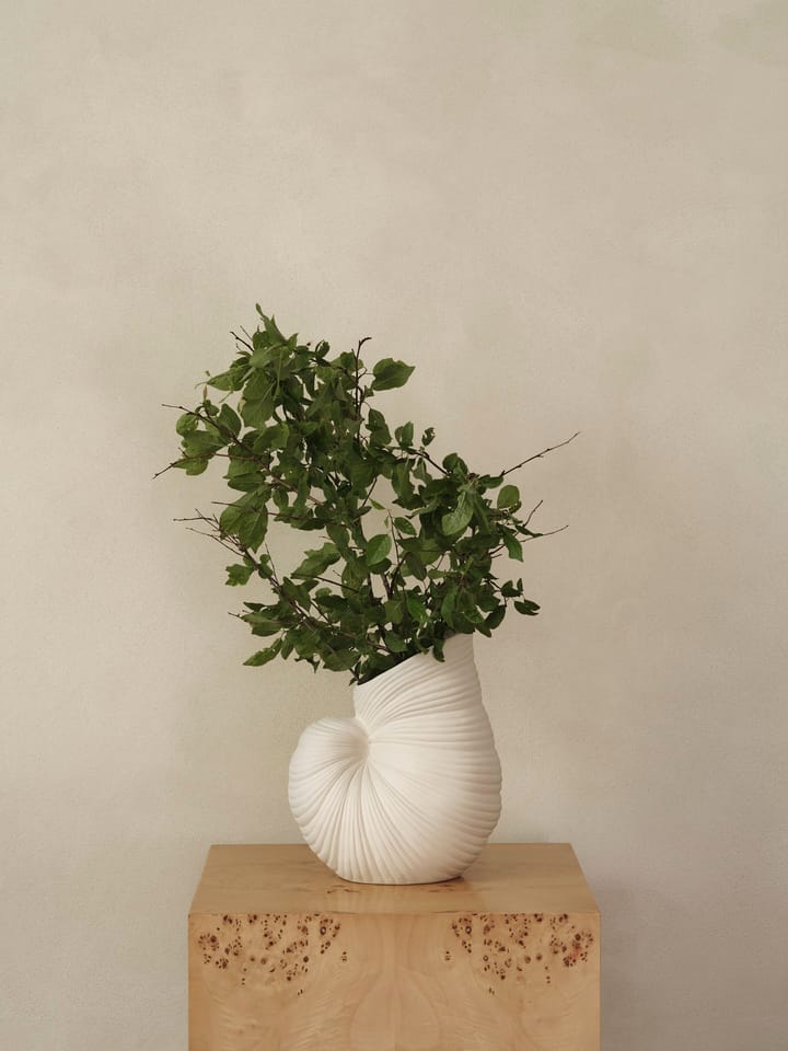 Shell Vase, Off white ferm LIVING