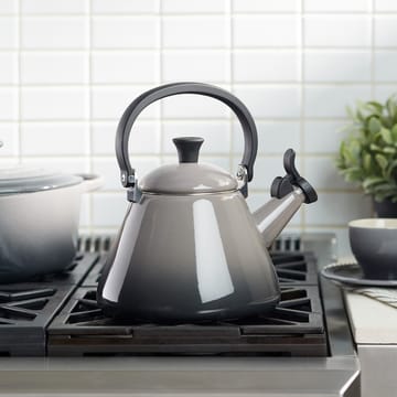 Le Creuset Kone Wasserkessel mit Pfeife - Flint - Le Creuset