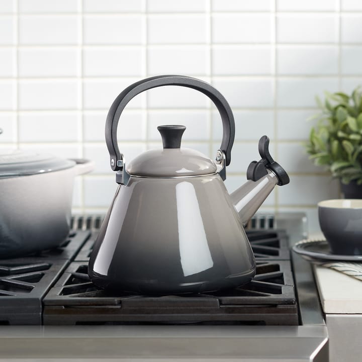 Le Creuset Kone Wasserkessel mit Pfeife, Flint Le Creuset