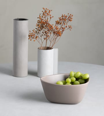 Curve Stoneware Schale M 20 x 22cm - Warm Grey - LIND DNA