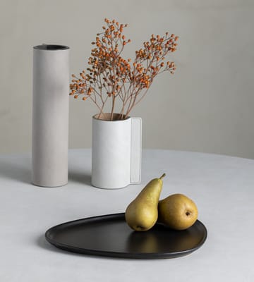 Curve Stoneware Teller 26 x 30cm - Black - LIND DNA