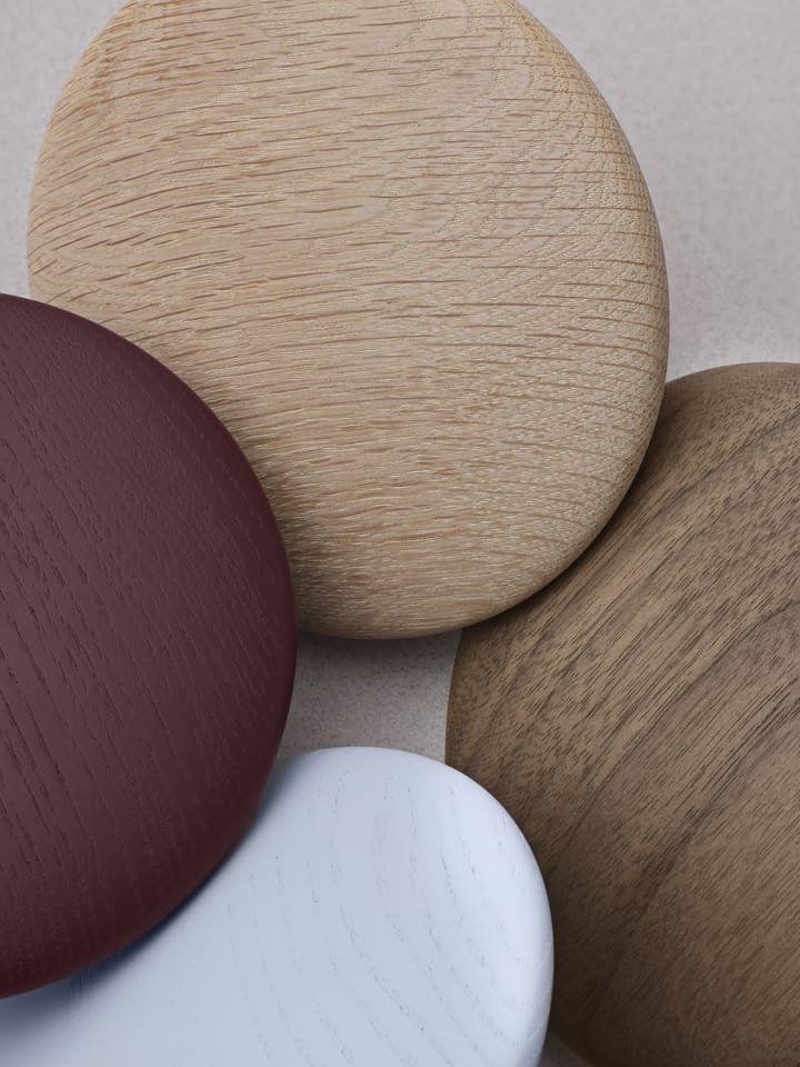 Dots wood Haken dark stained brown, Ø6,5cm Muuto