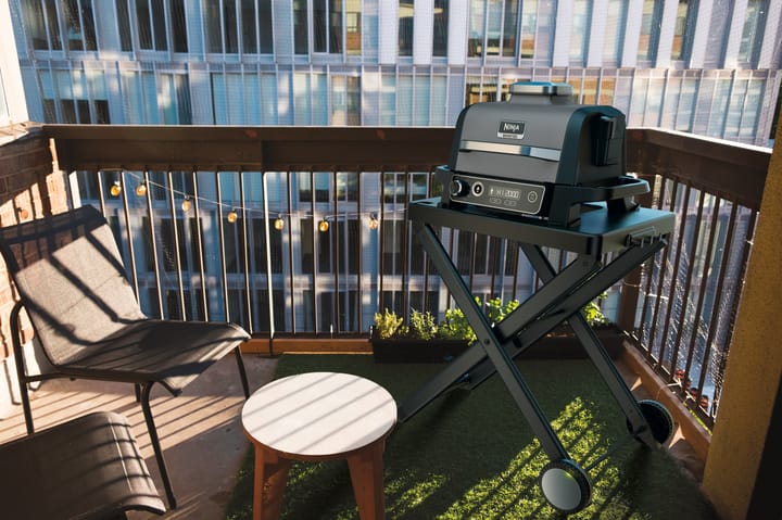 Ninja Woodfire OG701 7-in-1 Elektrogrill 46x46 cm, Schwarz Ninja