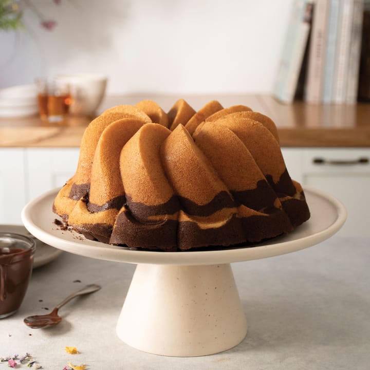 Nordic Ware pirouette-Bundt-Backform 2,4 l, Gold Nordic Ware