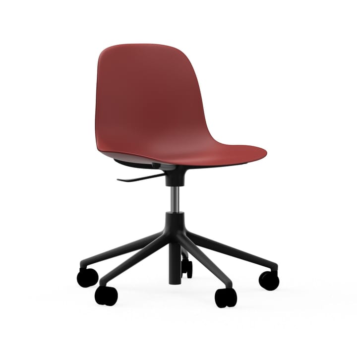 Form chair drehbar, 5W Bürostuhl, Rot, Schwarzes Aluminium, Rollen Normann Copenhagen