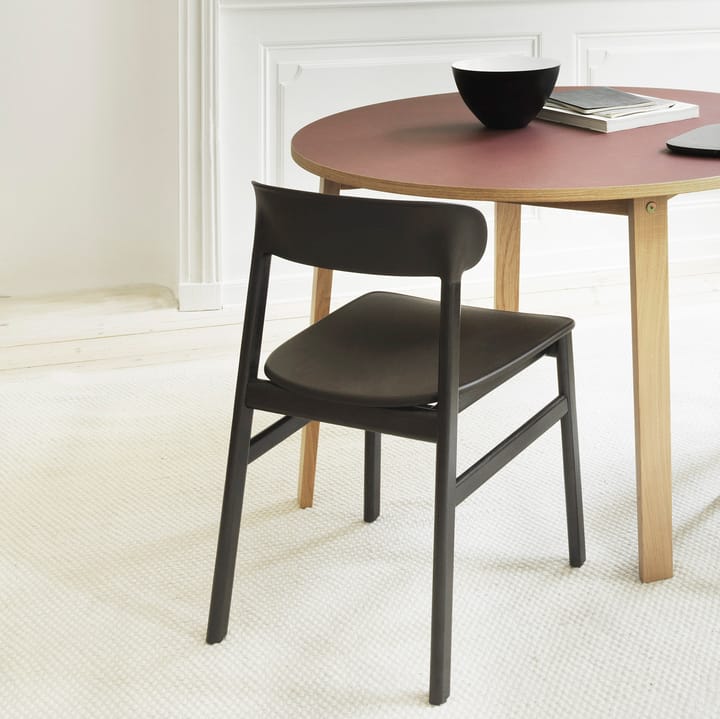 Herit Stuhl schwarze Eiche, Schwarz Normann Copenhagen