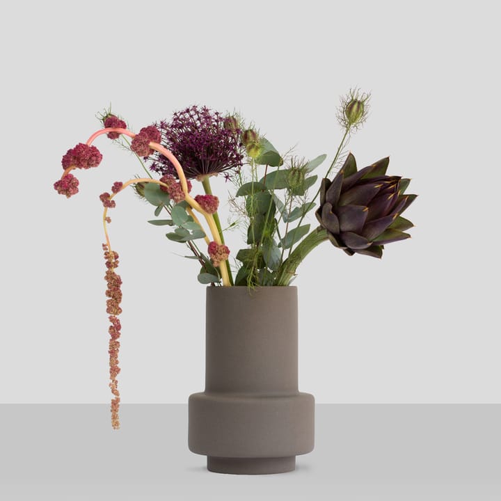 Hurricane Vase L Ø 17, Dark Stone Ro Collection